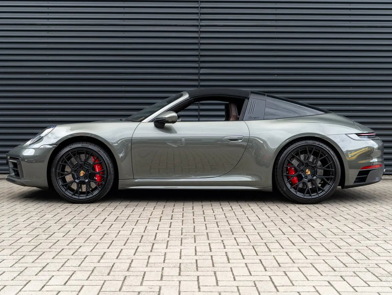 Porsche 992 Targa 4 GTS