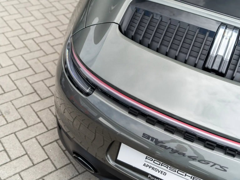 Porsche 992 Targa 4 GTS