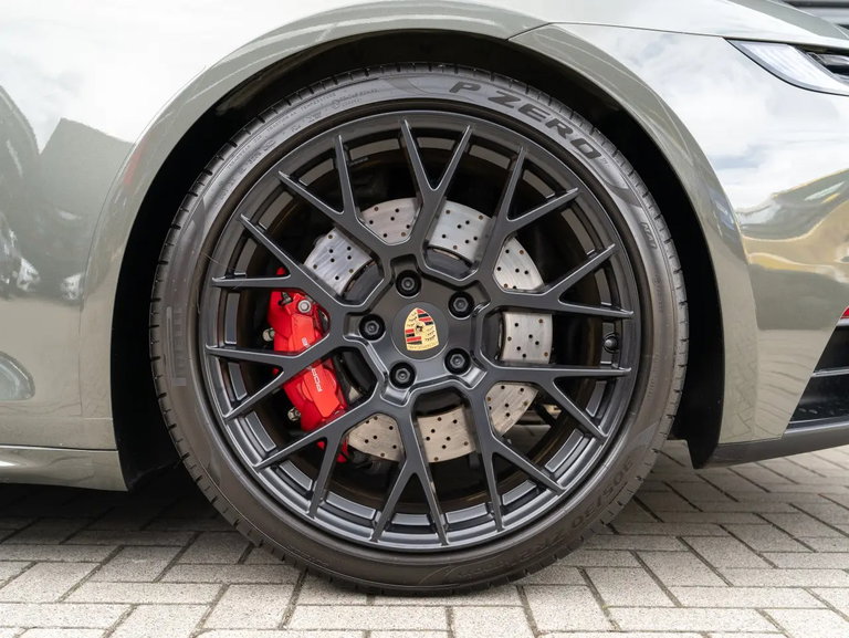 Porsche 992 Targa 4 GTS