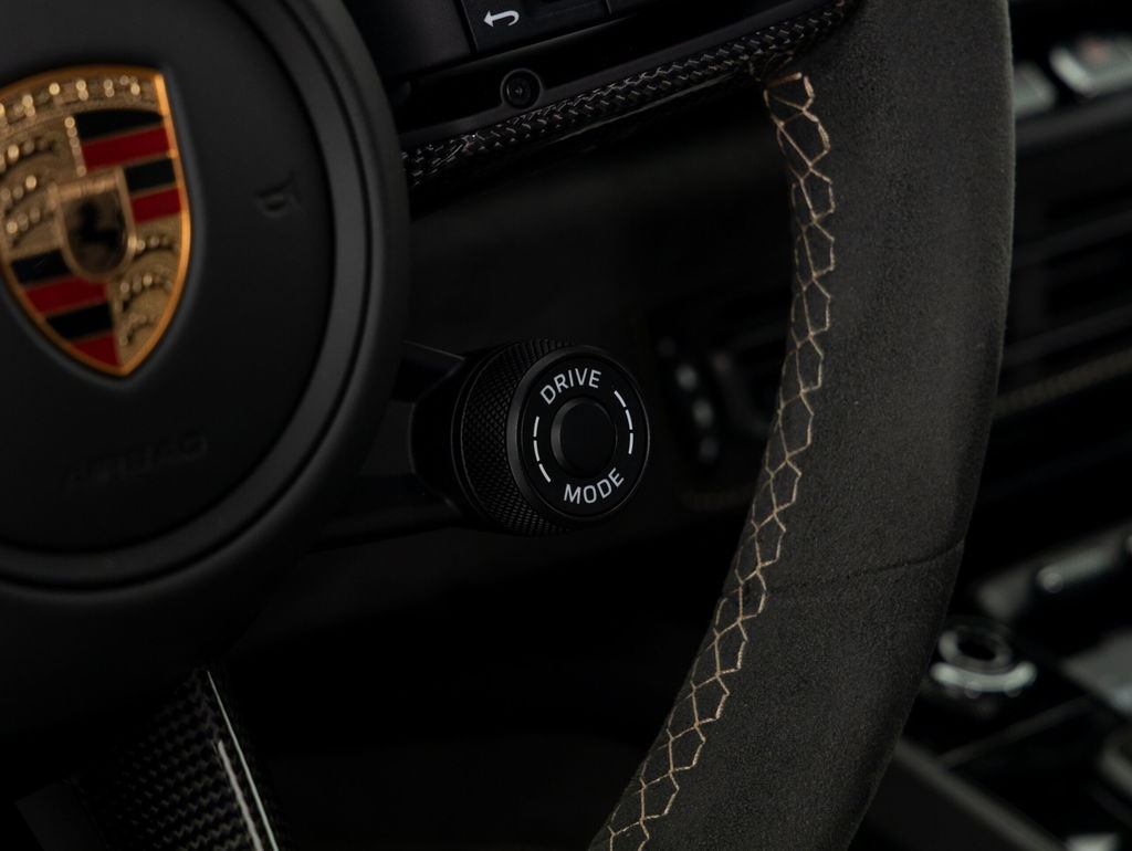 Porsche 992 GT3 Touring