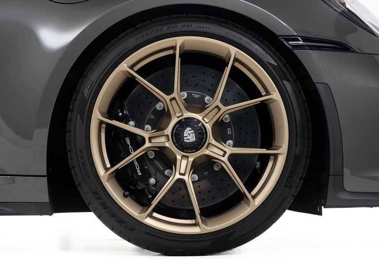 Porsche 992 GT3 Touring