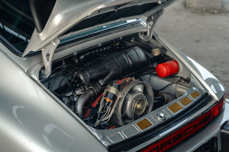 Porsche 911 Carrera 3.0