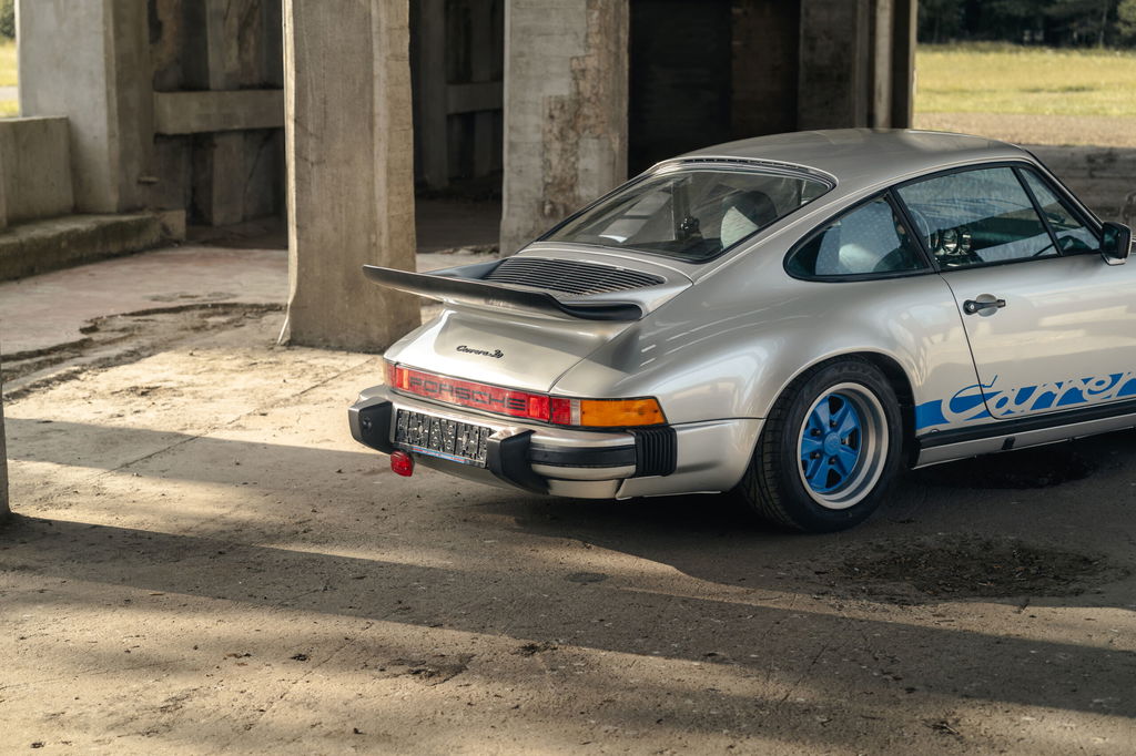 Porsche 911 Carrera 3.0