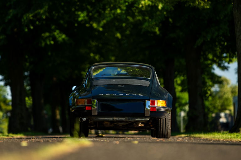 Porsche 911 Backdate