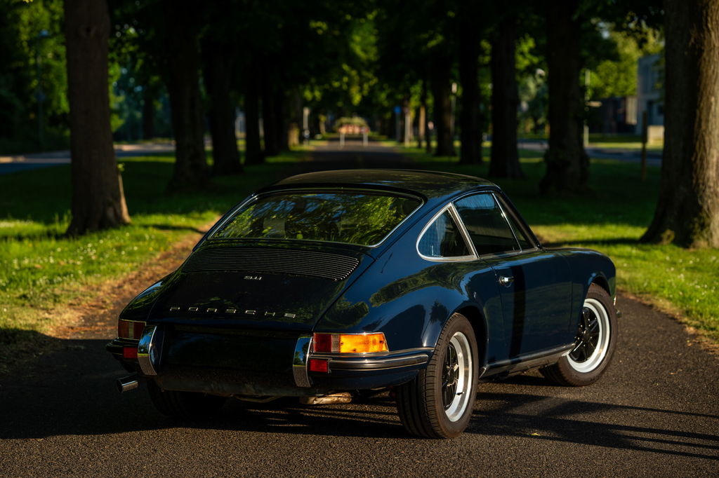Porsche 911 Backdate