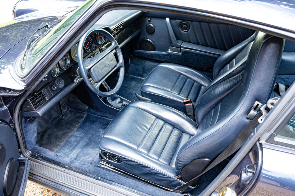 Porsche 911 Carrera 3.2