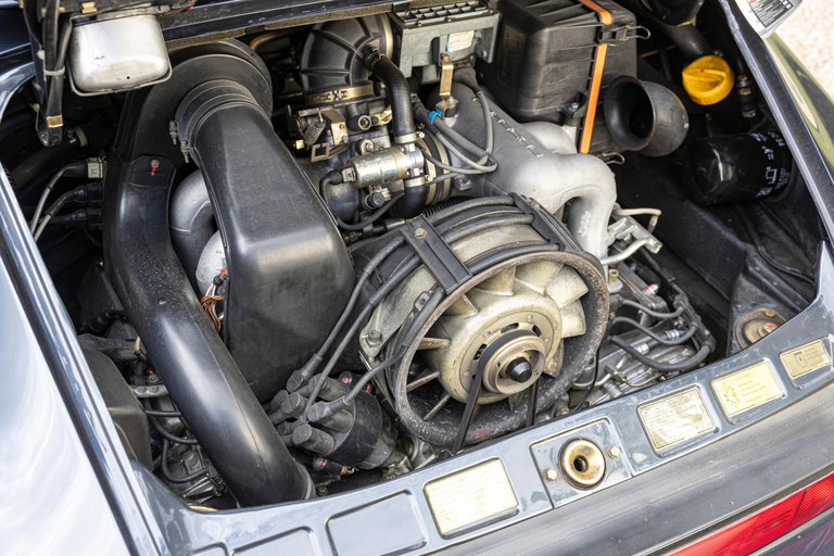 Porsche 911 Carrera 3.2