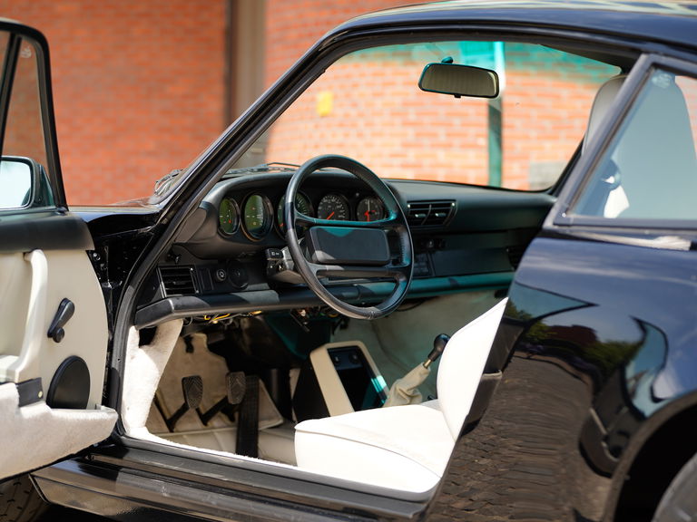 Porsche 911 Carrera 3.2 Clubsport