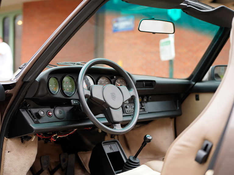 Porsche 911 Carrera 3.2