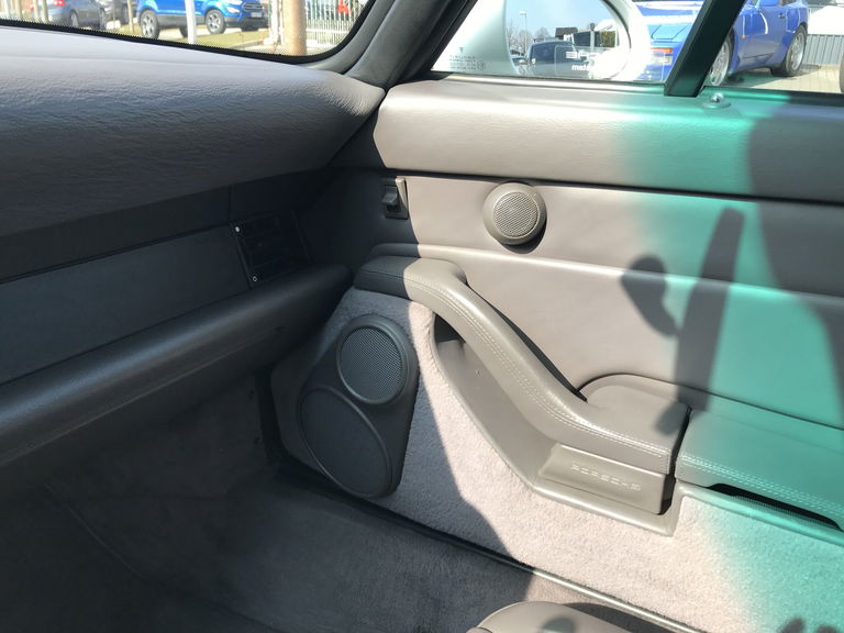 Porsche 993 Carrera 4