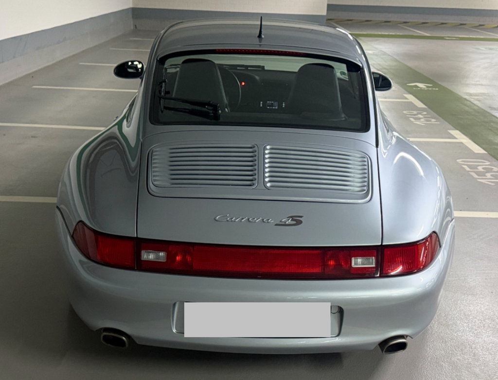Porsche 993 Carrera 4S