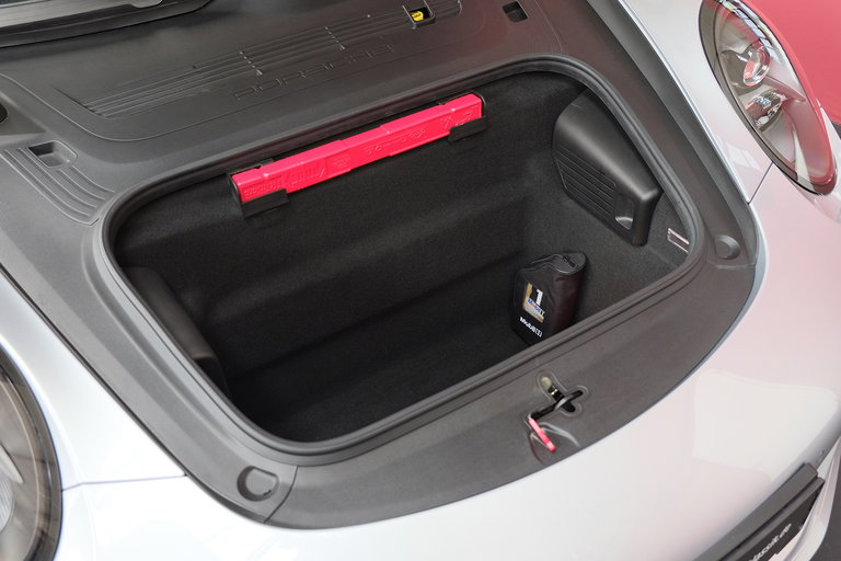 Porsche 991 Carrera GTS