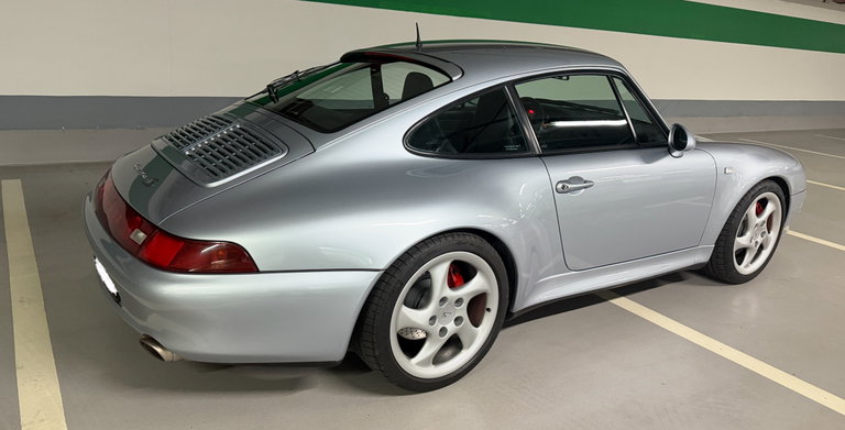 Porsche 993 Carrera 4S