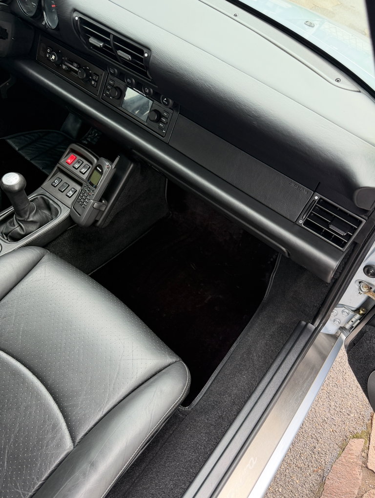 Porsche 993 Carrera 4S