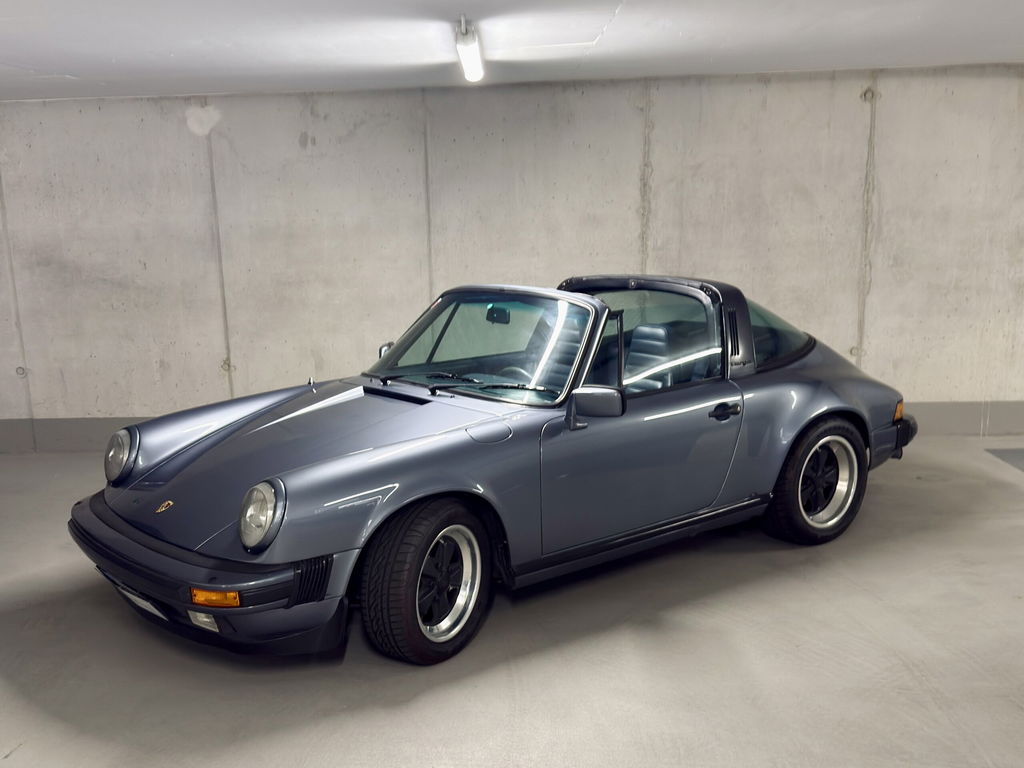 Porsche 911 Carrera 3.2