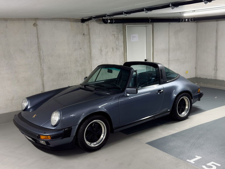 Porsche 911 Carrera 3.2