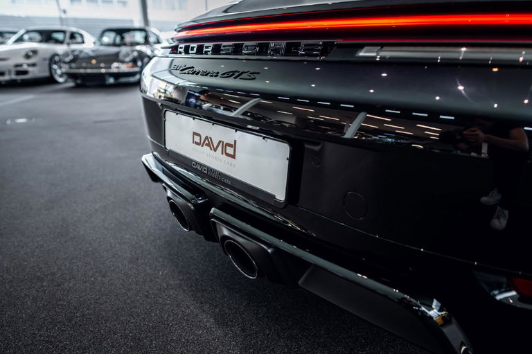 Porsche 992.2 Carrera GTS