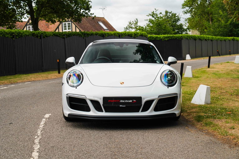 Porsche 991.2 Carrera GTS