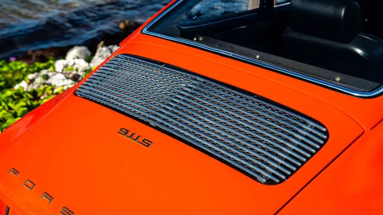 Porsche 911 S (F-Modell)