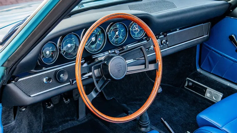 Porsche 911 S (F-Modell)