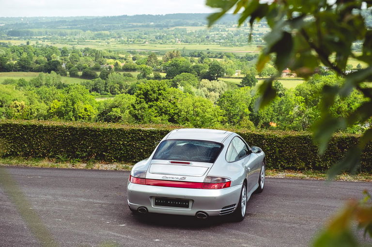 Porsche 996 Carrera 4S