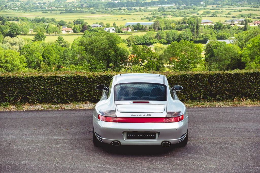 Porsche 996 Carrera 4S