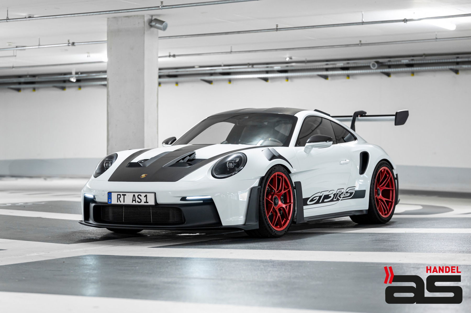 Porsche 992 GT3 RS 2024 - elferspot.com - Marketplace for Porsche
