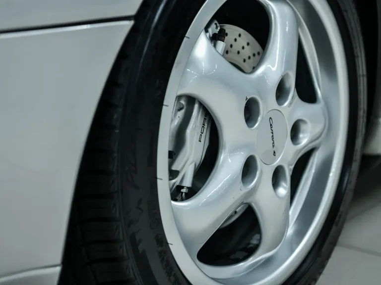 Porsche 993 Carrera 4