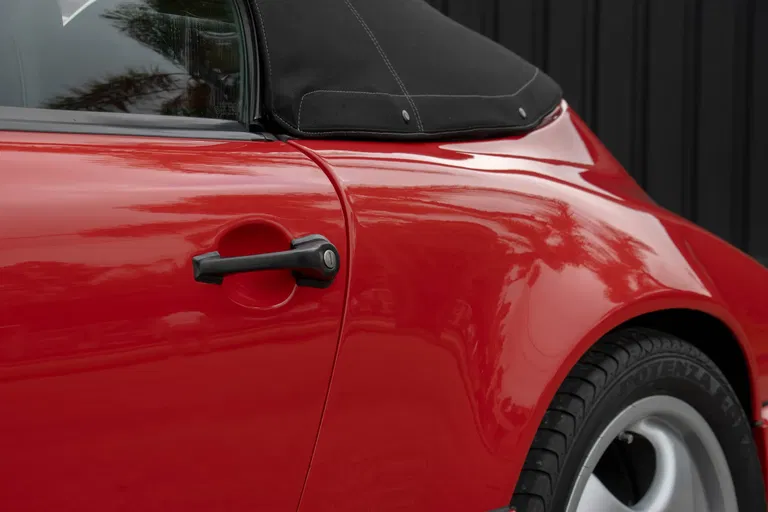 Porsche 964 Carrera 2 Speedster