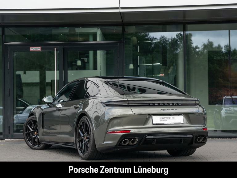 Porsche Panamera 4 E-Hybrid