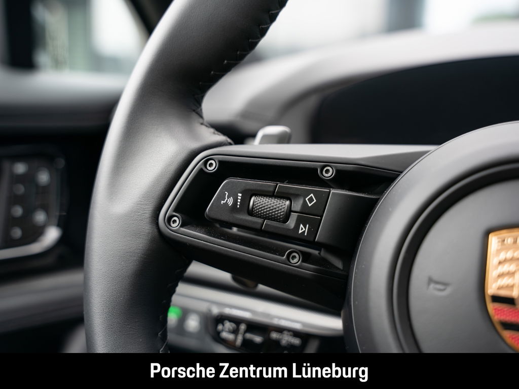 Porsche Panamera 4 E-Hybrid