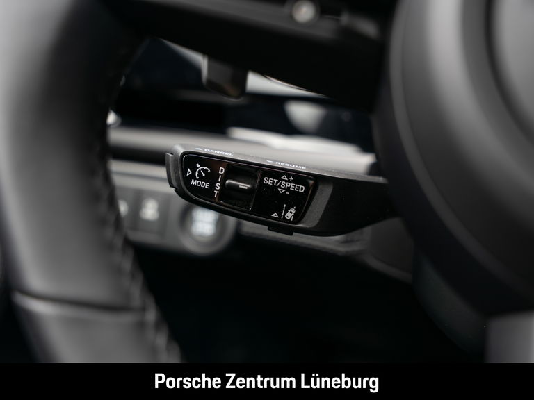 Porsche Panamera 4 E-Hybrid