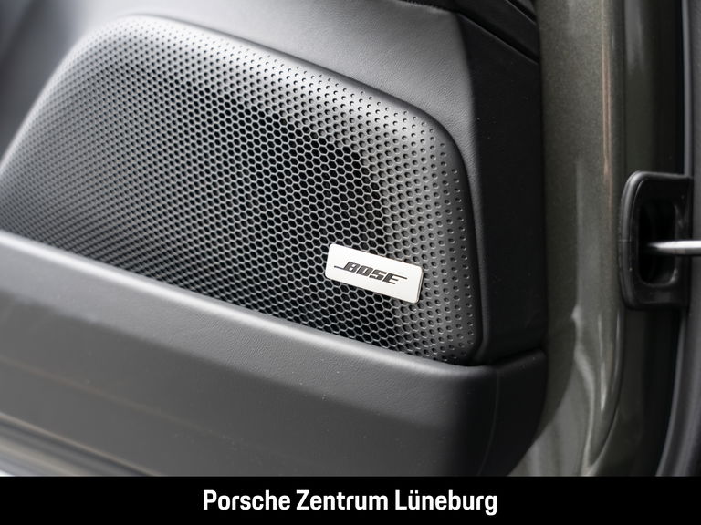 Porsche Panamera 4 E-Hybrid