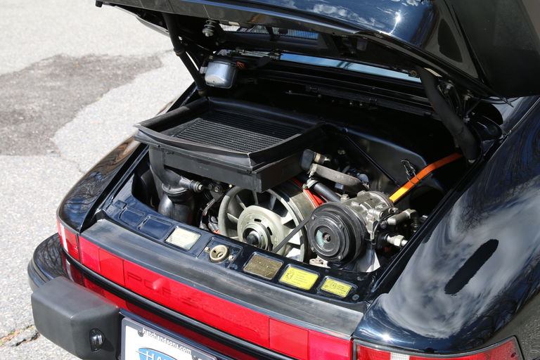 Porsche 911 Turbo 3.3 (US)