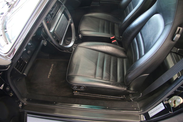 Porsche 911 Turbo 3.3 (US)