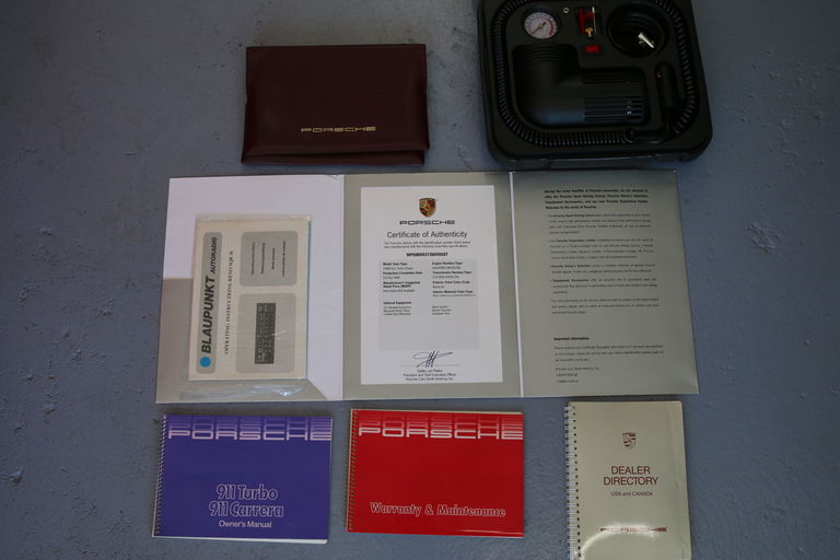 Porsche 911 Turbo 3.3 (US)