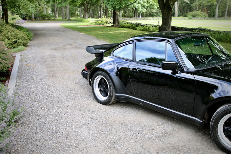 Porsche 911 Turbo 3.3 (US)