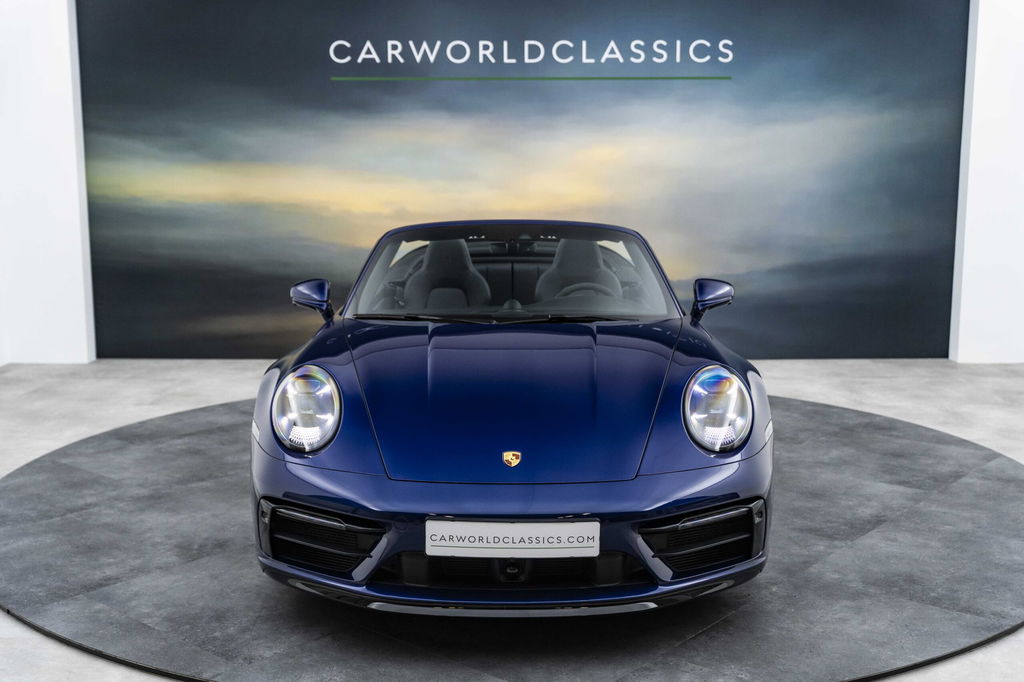 Porsche 992 Carrera 4S