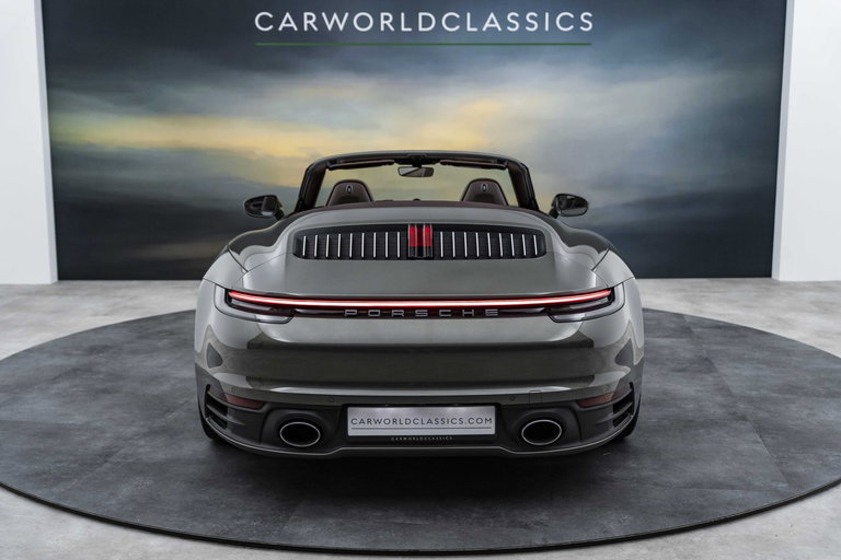 Porsche 992 Carrera 4S
