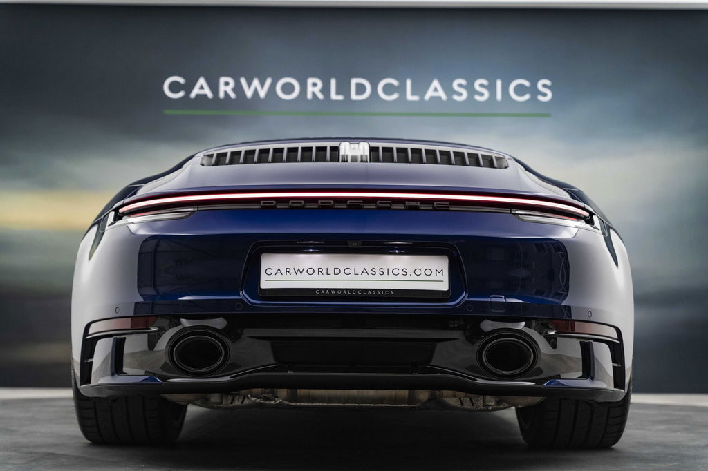 Porsche 992 Carrera 4S