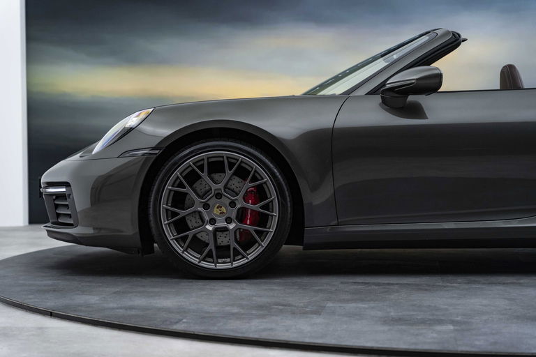 Porsche 992 Carrera 4S