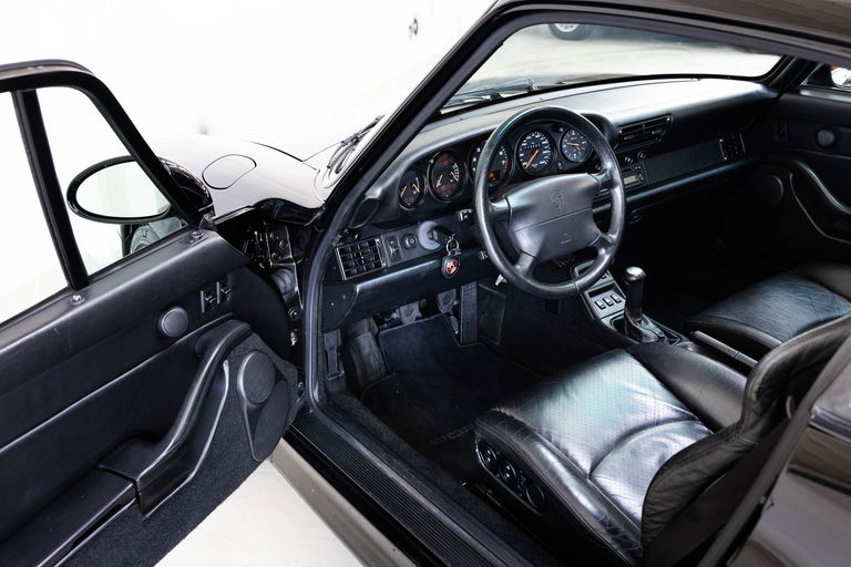Porsche 993 Carrera 4S