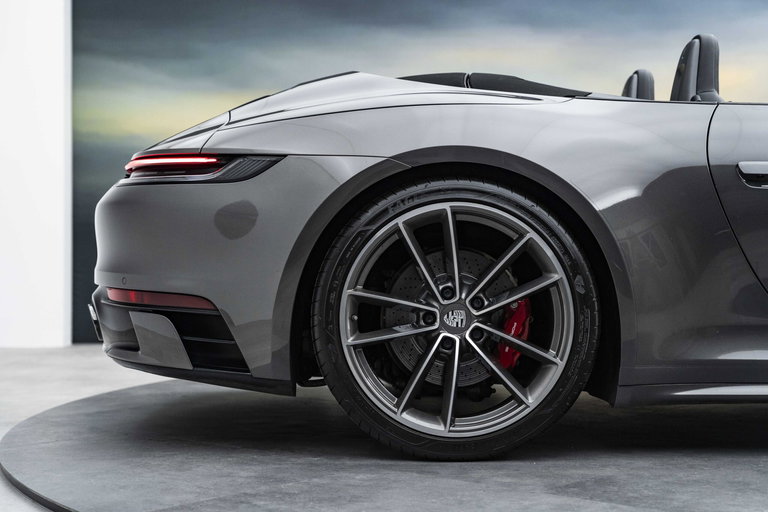 Porsche 992 Carrera 4S