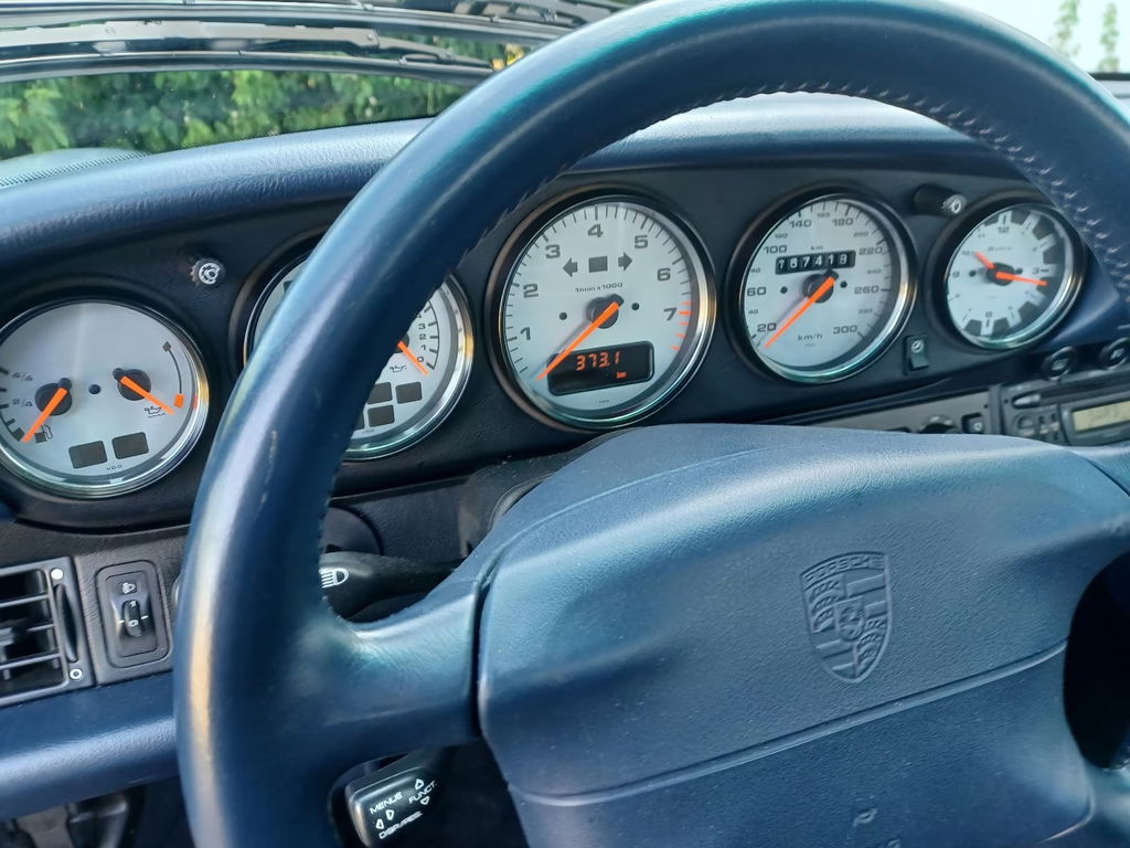 Porsche 993 Carrera