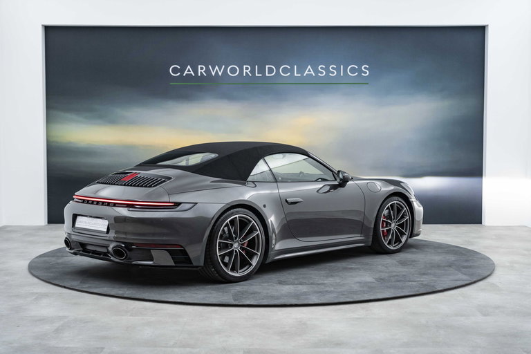 Porsche 992 Carrera 4S