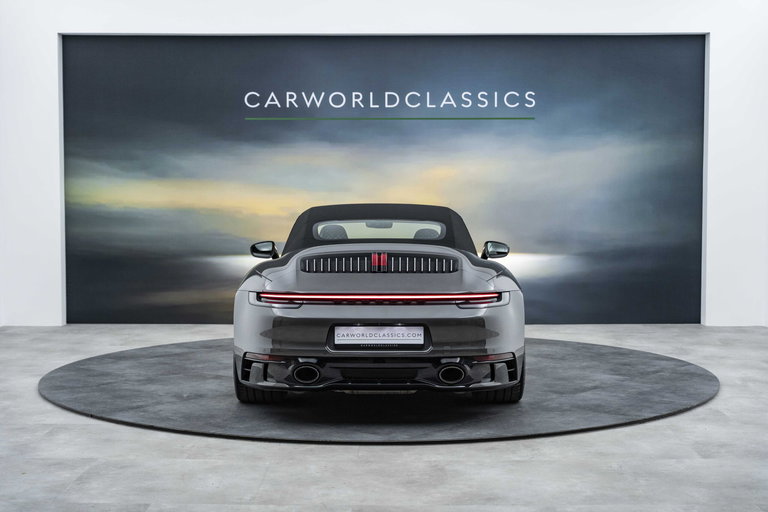 Porsche 992 Carrera 4S