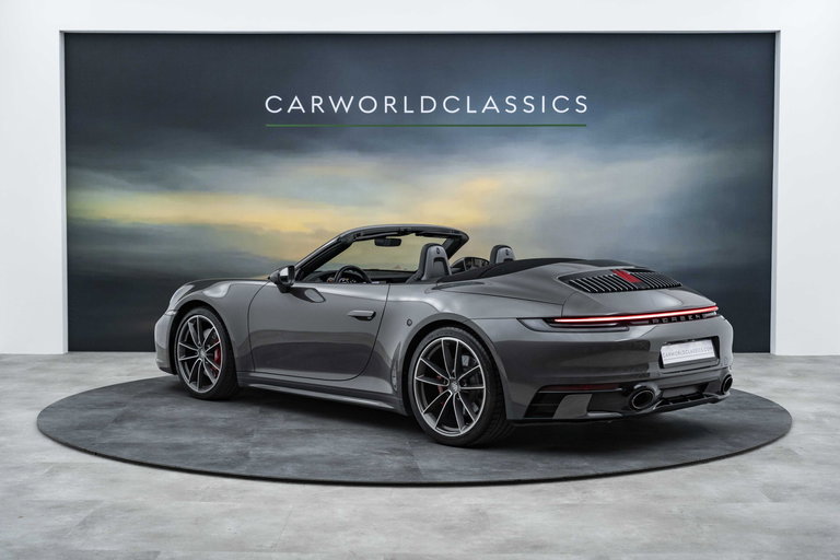 Porsche 992 Carrera 4S