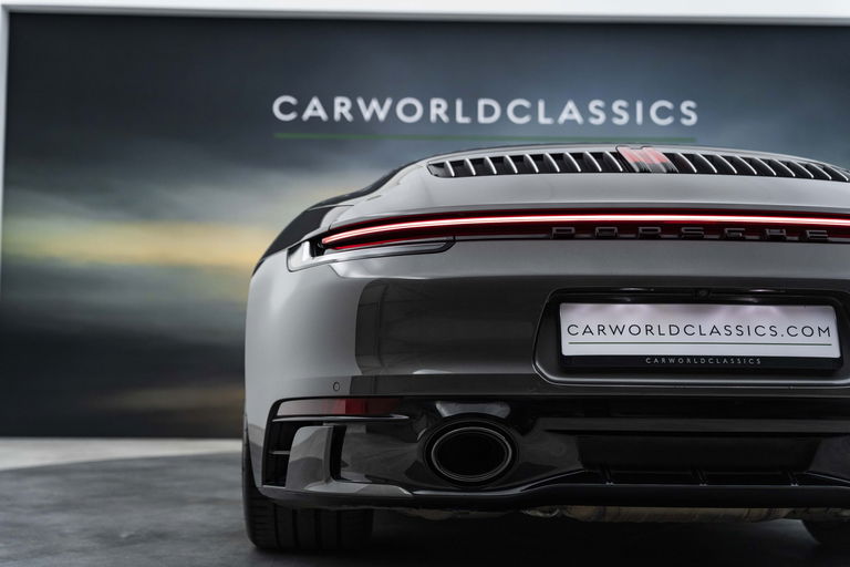 Porsche 992 Carrera 4S