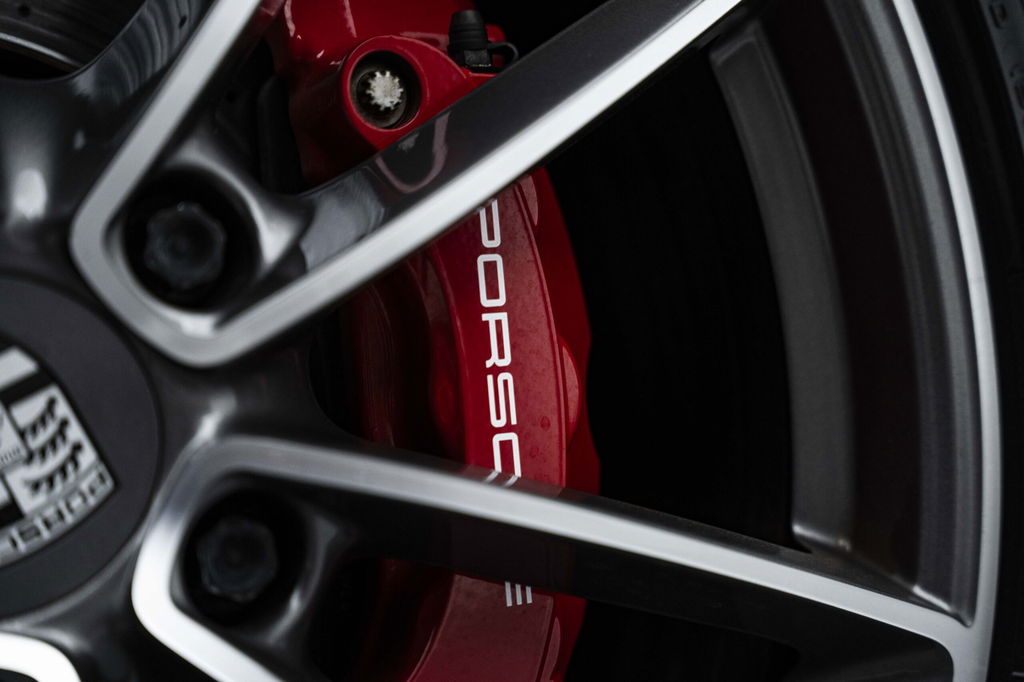 Porsche 992 Carrera 4S