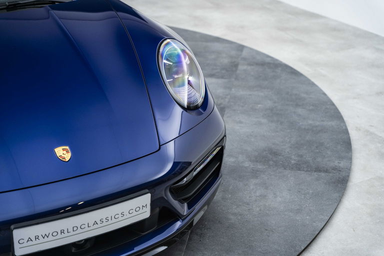 Porsche 992 Carrera 4S